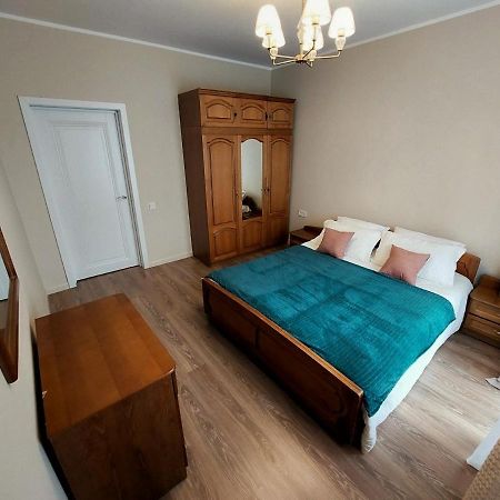 Квартира В Самом Центре Almaty Eksteriør bilde
